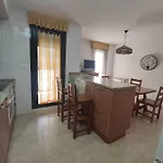 Manos De Oroel