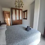 Manos De Oroel شقة جاكا